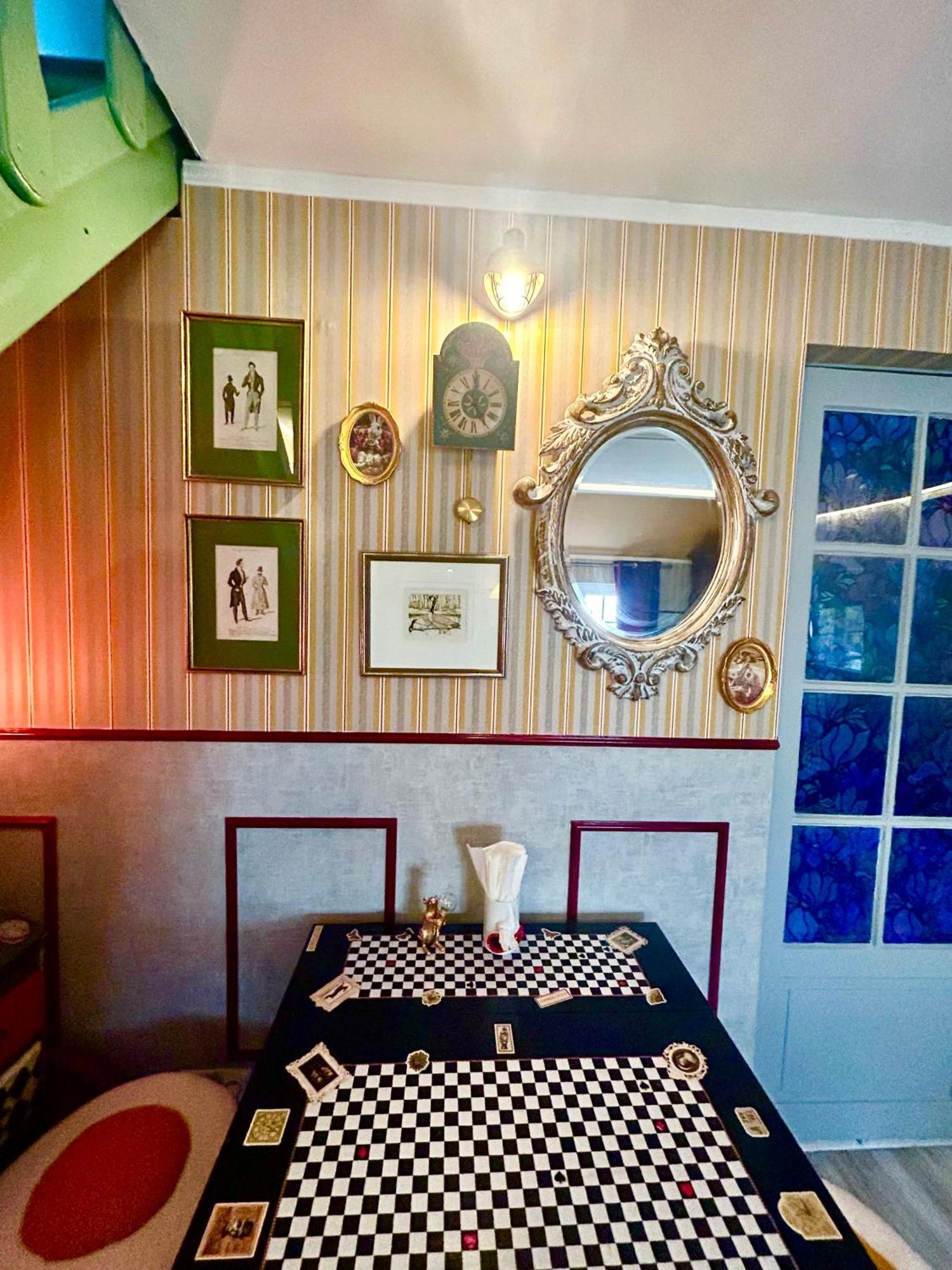Bed and Breakfast Wonderland21 à Saint-Germain-sur-Morin Extérieur photo